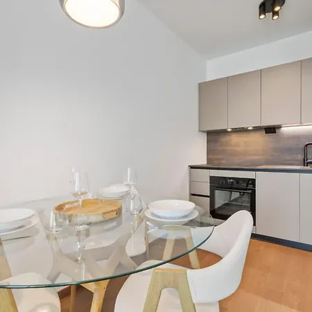 Eurovea Tower 3 River View Apartment *