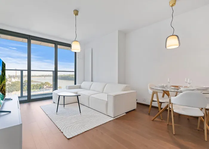 Eurovea Tower 3 River View Appartement *